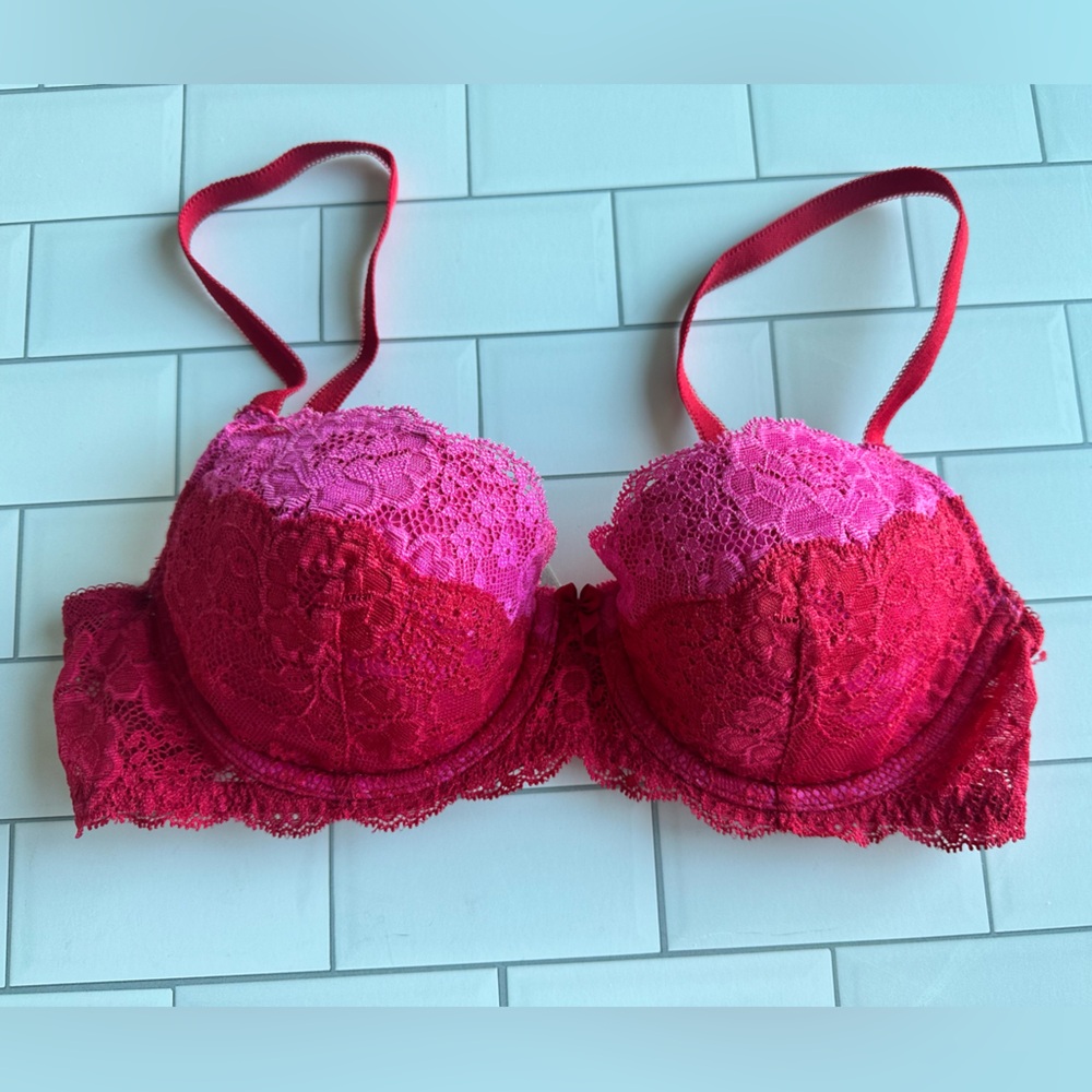 Victoria secret lace bra 34B